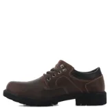 Zapatos casuales de hombre marca Branch, confeccionados en cuero color marrón chocolate. Presentan un diseño robusto con cordones, cuello acolchado en color negro y suela de goma dentada para mayor tracción.
