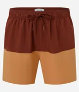 Short de baño de microfibra, de diseño bicolor en tonos marrón y tostado, con cintura elástica, cordón ajustable y bolsillos.