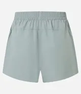 Bermuda deportiva modelo runner de la marca Get Over, confeccionada en poliéster. Presenta un diseño holgado con cintura elástica, bajo redondeado y rayas laterales decorativas.