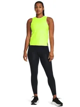 Calza deportiva de tiro alto Under Armour, color negro, con perforaciones láser en la parte inferior de las piernas para mayor ventilación. Cuenta con bolsillos laterales y bolsillo trasero expandible, diseño sin costuras internas y detalles reflectantes.