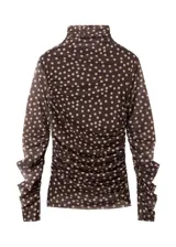 Camiseta marrón de manga larga con cuello alto y estampa de lunares claros, confeccionada en tejido de malla semitransparente.