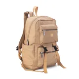 Mochila de gran capacidad color beige, confeccionada en nylon. Cuenta con múltiples compartimentos frontales con cierre y hebillas ajustables, bolsillos laterales y correas acolchadas para mayor comodidad.