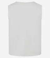 Chaleco Marfinno de corte recto y largo, confeccionado en tricot. Presenta cuello en V, cierre frontal con botones y diseño liso sin estampados.