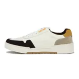 Zapatillas urbanas color blanco con detalles en marrón y gris.