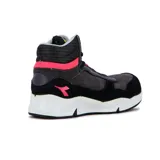 Championes de caña alta Diadora Pro L modelo Woman Athena Mid S3l Fo Sr Esd, de color gris oscuro y negro con detalles en fucsia y suela blanca.