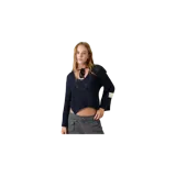 Sweater de punto de trama abierta color azul marino, con cuello polo y lazos decorativos en el escote, de manga larga holgada y puños anchos.