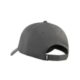 Gorra de béisbol Puma color gris oscuro, con diseño de seis paneles, visera curva y logo metálico de la marca en el lateral.