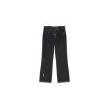 Pantalón de denim oscuro de corte recto y tiro medio, con cierre frontal de botones metálicos visibles, costuras en relieve a lo largo de las piernas y pequeña etiqueta con logo en el borde inferior.