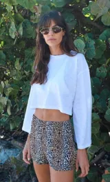 Short de lycra estampada con diseño de leopardo y cintura elastizada.