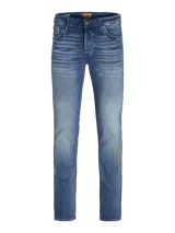 Jean de calce slim fit con tiro bajo, rodilla ceñida y abertura de pierna ajustada. Diseño clásico de cinco bolsillos y cierre con botón.