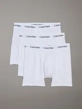 Pack de tres bóxers Calvin Klein de corte brief, color blanco, con cintura elástica distintiva de la marca en blanco y negro. Confeccionados en mezcla de algodón y elastano.