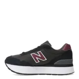 Championes urbanos New Balance modelo 515, color negro con detalles en bordó y blanco. Presentan una plataforma alta, capellada de material textil con refuerzos de gamuza sintética, logo lateral característico y suela de goma con diseño moteado.