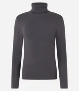 Suéter de punto color borgoña, con cuello alto estructurado y mangas largas.