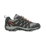 Championes de trekking Merrell modelo Accentor 3, impermeables, de color negro con detalles en gris, naranja y verde.