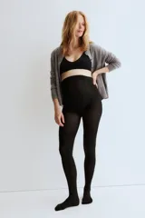 Pack de dos medias can can de punto fino color negro, diseñadas especialmente con espacio adicional para la barriga de maternidad.