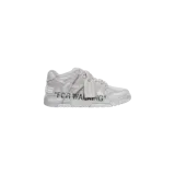 Championes Off-White tipo sneakers, color gris con efecto envejecido, con cordones y la frase "FOR WALKING" estampada en el lateral.