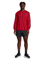 Short deportivo Under Armour MS 96 TRRCE WVN de color negro, con tecnología UA Storm que repele el agua, tejido ligero y duradero, cintura elástica y bolsillos laterales.