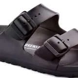 Sandalias Birkenstock Arizona Eva color negro, con doble tira ajustable y plantilla anatómica.