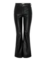 Pantalón flare de tiro alto, confeccionado en poliéster con recubrimiento de poliuretano efecto cuero color negro, de corte acampanado.