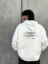 Canguro blanco con capucha ajustable con cordones, bolsillo tipo canguro y logo estampado en el pecho.