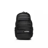 Mochila Etnies modelo Marana Light, color negro, con diseño táctico, múltiples correas frontales tipo molle y el logotipo de la marca impreso en la parte inferior.