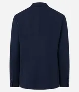 Blazer azul marino de tricolina con cuello clásico, modelo entallado y textura ligera.