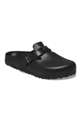 Zueco Birkenstock Boston Eva, color negro, con hebilla ajustable.