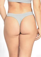 Bombacha colaless blanca con textura acanalada (rib).