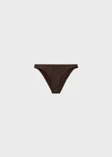 Braga de bikini marrón con tejido de canalé y silueta clásica.