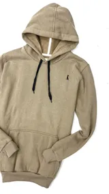 Canguro tostado de algodón con capucha, cordones negros, bolsillo tipo canguro y logo bordado en el pecho.