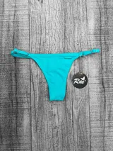 Bikini colaless de lycra en varios colores, con tiras finas ajustables con hebillas.