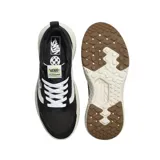 Zapatillas Vans UltraRange Neo VR3 negras con detalles en blanco y suela texturizada color crema.