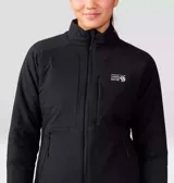 Campera negra de mujer, ligera y transpirable, con tejido elástico antidesgarro Pertex® Quantum Air y aislamiento Primaloft® Gold Active. Cuenta con bolsillo en el pecho con cremallera, dos bolsillos con cremallera para las manos, puños elásticos y diseño compactable.