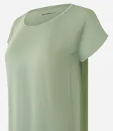 Remera manga corta de microfibra color marrón, de escote redondo y calce cómodo, marca Get Over.
