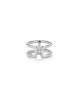 Anillo plateado con diseño doble y topacio blanco engarzado.
