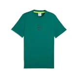 Remera de algodón color verde, con cuello redondo y mangas cortas. Presenta estampado frontal con los logotipos de Aston Martin, Aramco y Puma en color negro.