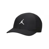Gorra negra de seis paneles con visera curva y logo Air Jordan bordado en blanco en el frente.