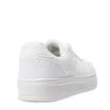 Championes urbanos Miss Carol modelo Delfi, color beige con suela blanca.