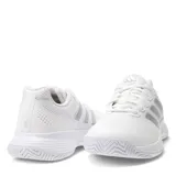 Championes Adidas Run Falcon 3, color blanco con las tres tiras características de la marca en los laterales.