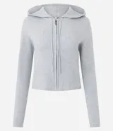 Cardigan gris melange de punto canalé con capucha y cierre frontal de cremallera, mangas largas y corte holgado.