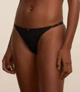 Kit de dos bombachas colaless, una color nude y otra negra, con breteles laterales regulables.