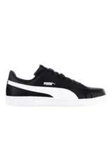 Championes deportivos Puma Up para hombre, de color blanco con la característica franja lateral en negro y el logo de la marca en el lateral y la lengüeta.