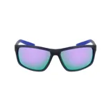 Lentes de sol deportivos Nike con montura negra, detalles en azul y lentes espejados con reflejos verdes y violetas.