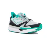 Championes de running Diadora Atomo V7000, color gris claro con detalles en negro, blanco y verde brillante. Cuenta con capellada de malla transpirable, suela amortiguada y cordones entrelazados.