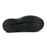 Championes de running Diadora modelo Glider, color negro con detalles en blanco. Presentan una estructura de malla transpirable, cordones al tono y una suela robusta de phylon para mayor amortiguación.