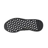 Championes Adidas Marathon Tech, modelo de estilo retro con combinación de colores negro y gris. Presenta las icónicas tres tiras laterales en blanco, puntera reforzada y entresuela con tecnología Boost que ofrece amortiguación y retorno de energía.