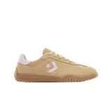 Championes Converse Run Star Trainer Suede color arena con detalles en rosa.