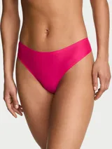 Tanga tiro medio de microfibra supersuave con diseño sin costuras termoselladas y logo sutilmente grabado en la cintura.