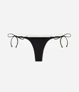 Bombacha de bikini de microfibra color negro, con diseño de cintura doble con ribete en contraste y laterales finos para atar.