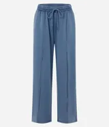 Pantalón Blue Steel de corte recto, confeccionado en algodón lavado con efecto deslavado de tono azul. Cuenta con cintura elástica con cordón de ajuste y costuras frontales en relieve.